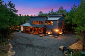 Unwind in Style! *NEW* Sip and Stay Hideaway